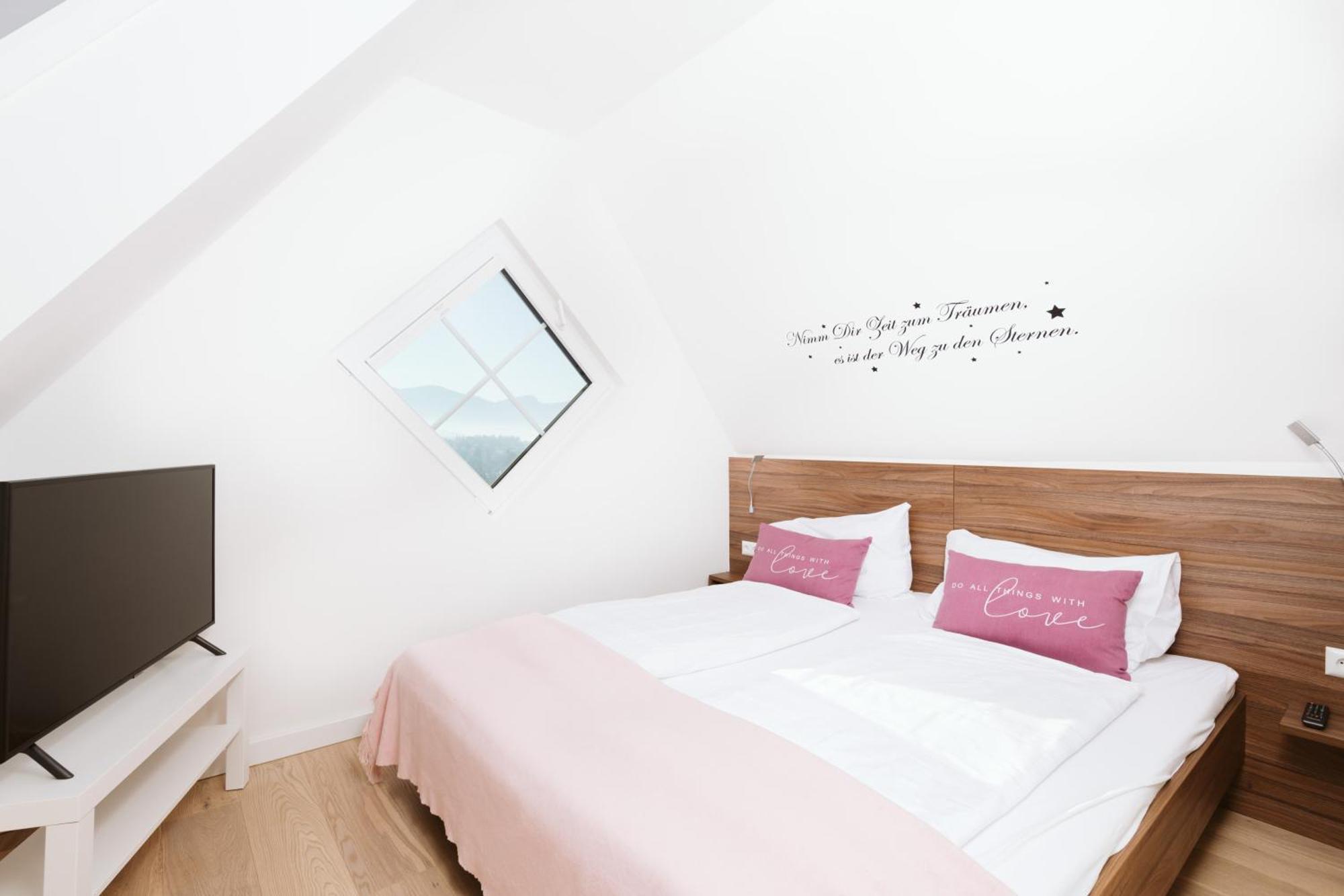 Haus Aussicht - Ferienwohnungen Velden Velden am Wörthersee Cameră foto